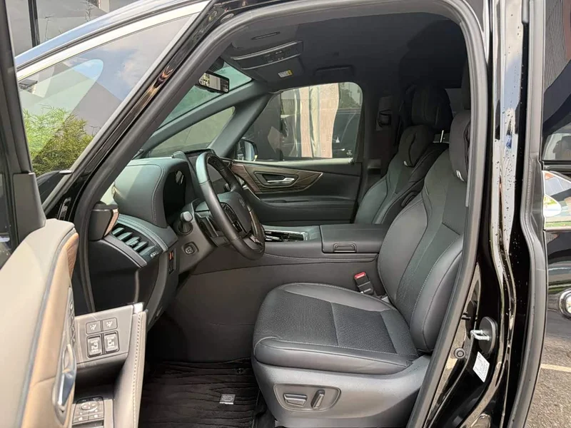 Toyota Alphard — фото 4