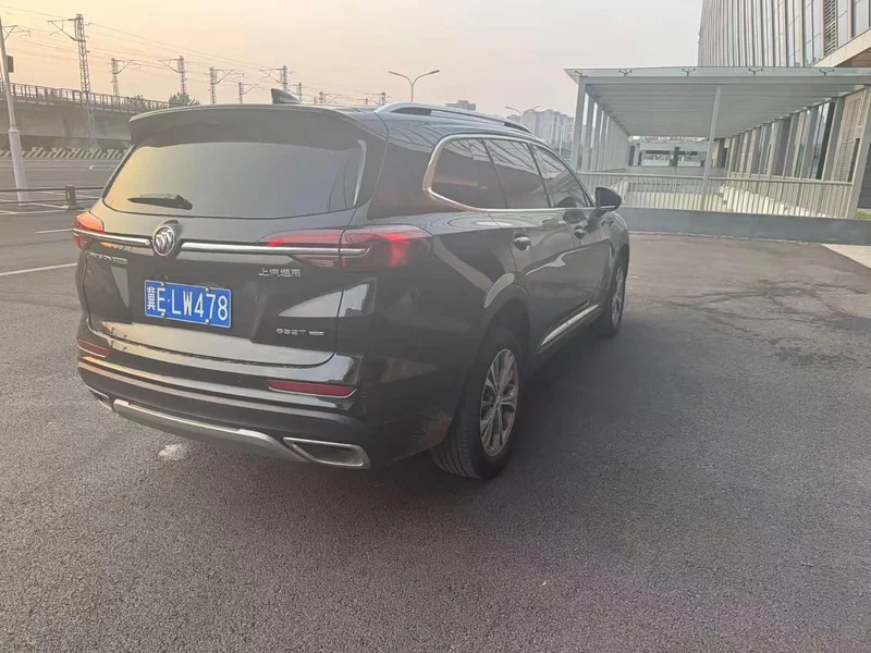 Buick Envision Plus — фото 5
