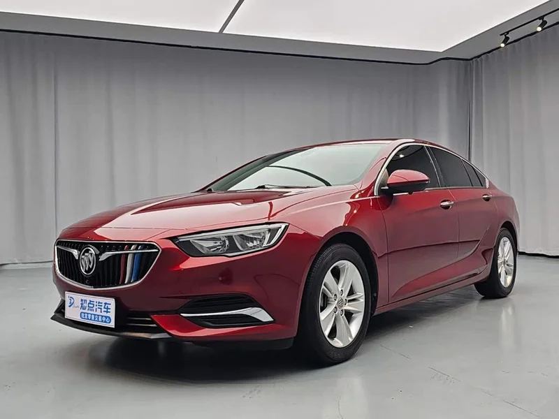 Buick Regal — фото 1