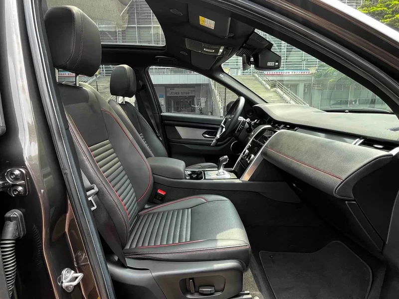 Land Rover Discovery — фото 12