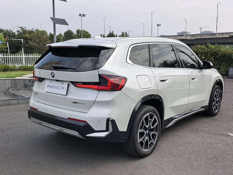 BMW X1 — фото 17