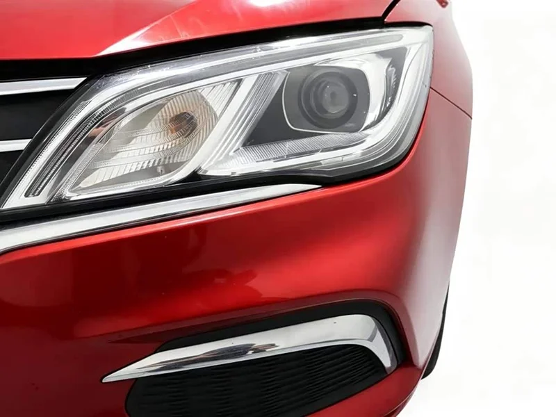 Roewe Ei5 — фото 13