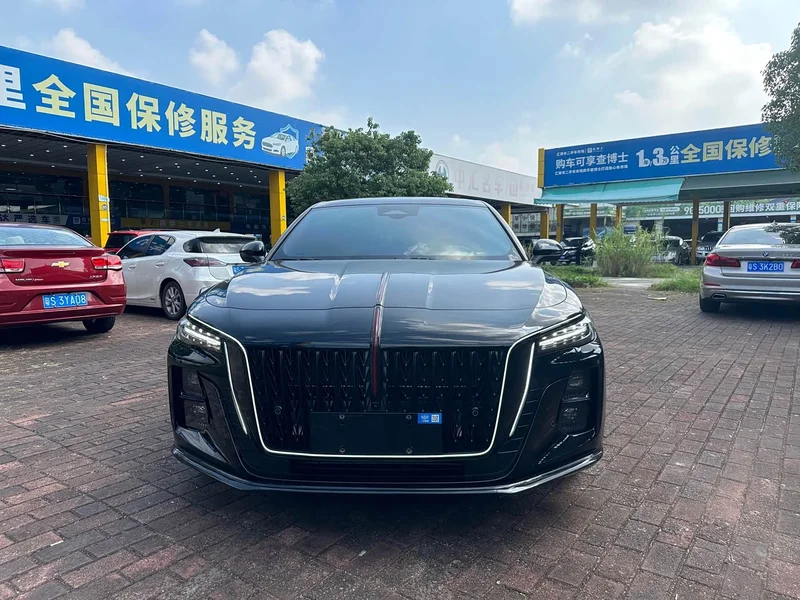 Hongqi H5 — фото 2