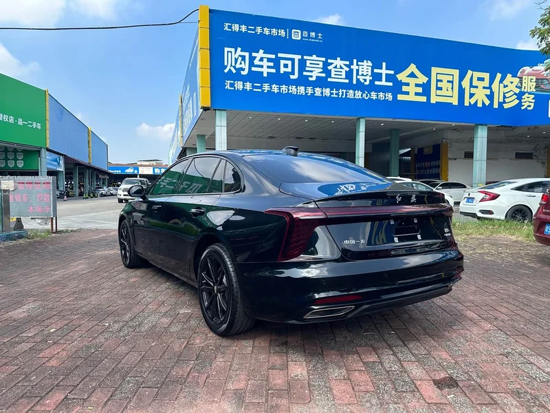 Hongqi H5 — фото 9