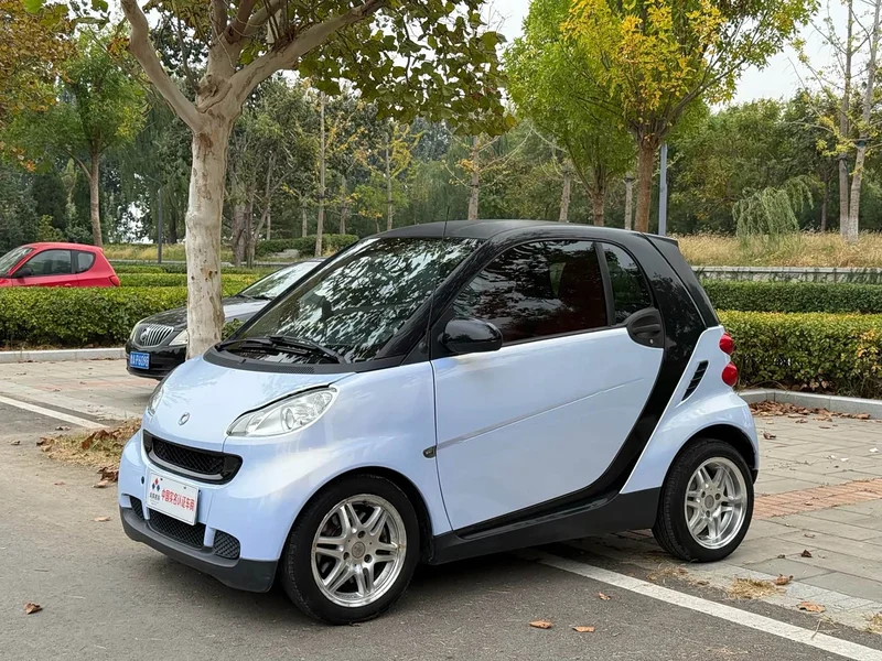 Smart Fortwo — фото 1