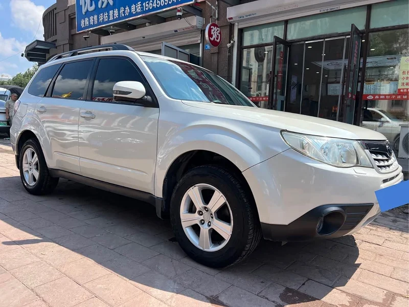 Subaru Forester — фото 3