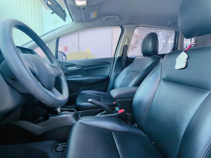 Honda Fit — фото 4