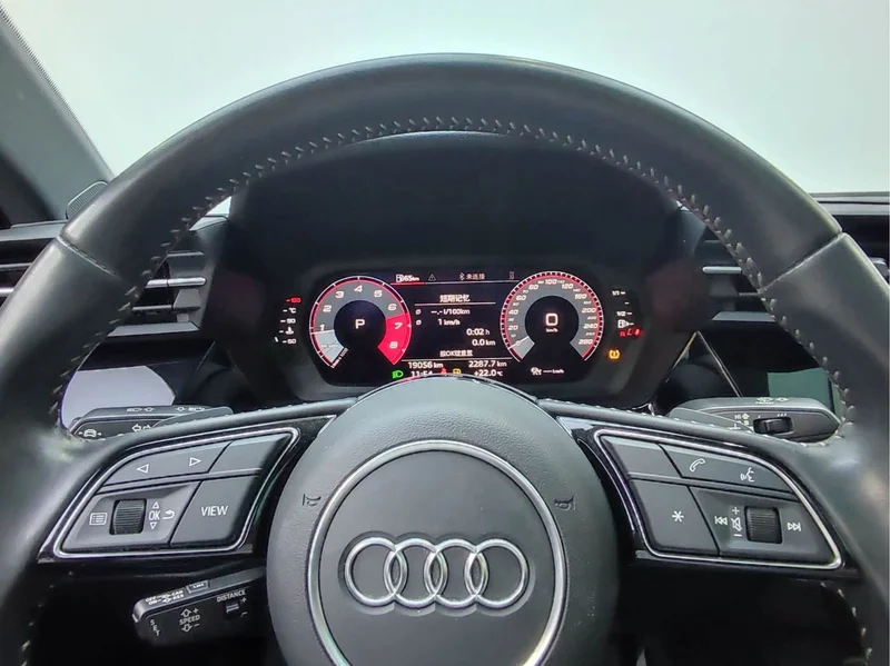 Audi A3 — фото 11