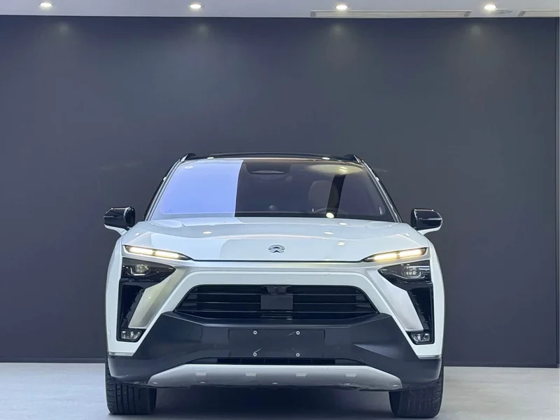 NIO ES8 — фото 3