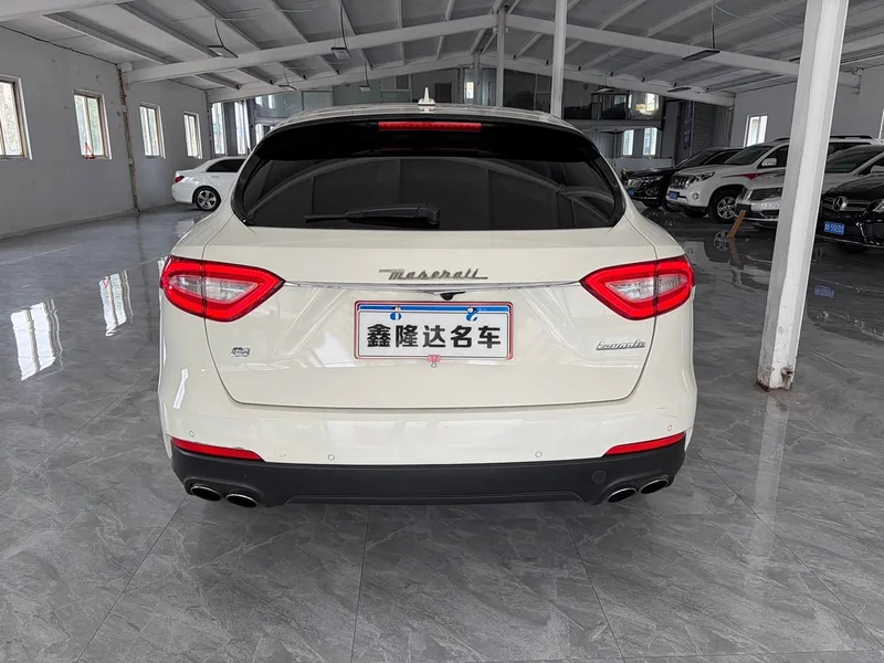 Maserati Levante — фото 5