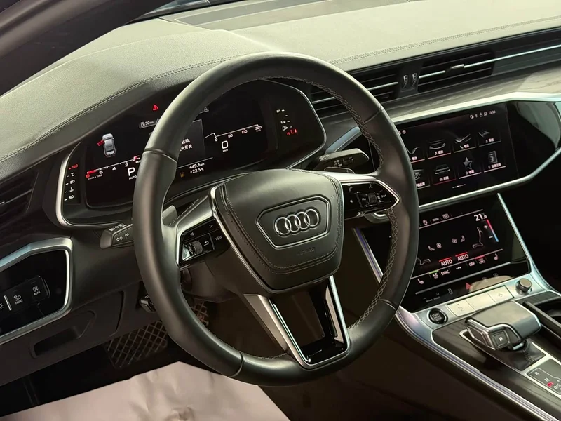 Audi A6L — фото 8