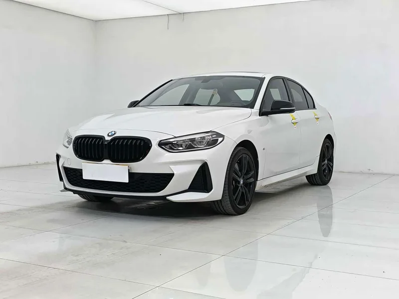 BMW 1-Series — фото 1
