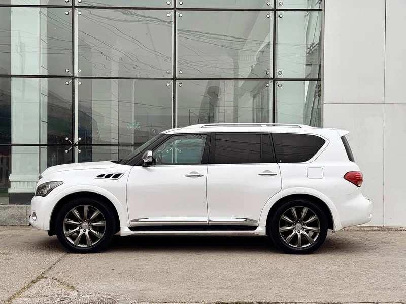Infiniti QX — фото 8