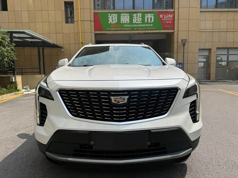 Cadillac XT4 — фото 2