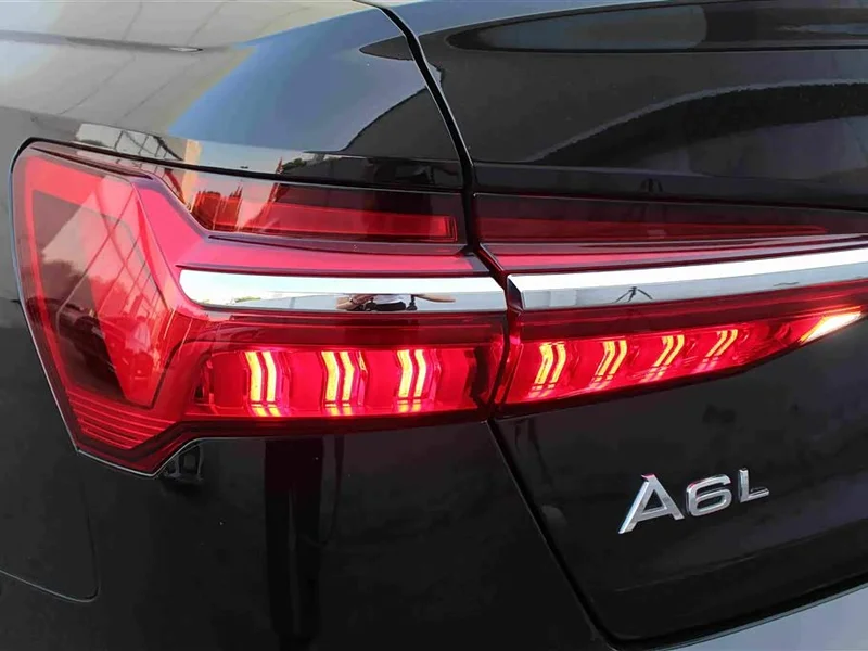 Audi A6L — фото 10