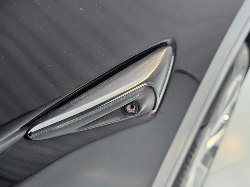 Tesla Model Y — фото 28