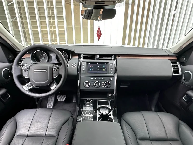 Land Rover Discovery — фото 13