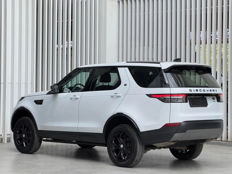 Land Rover Discovery — фото 6