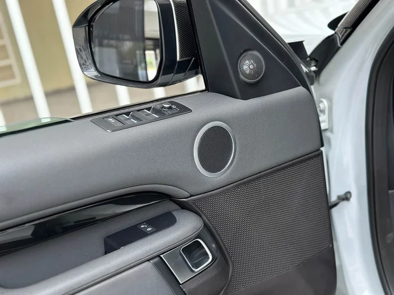 Land Rover Discovery — фото 10
