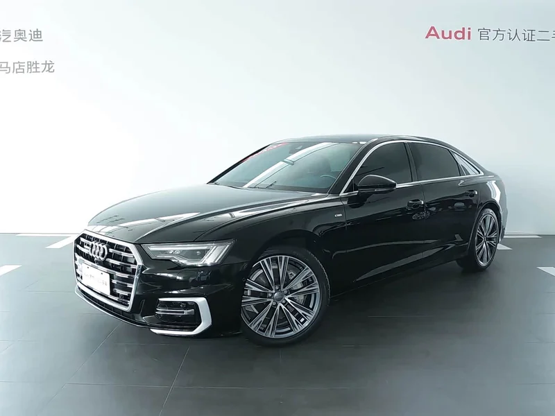 Audi A6L — фото 1