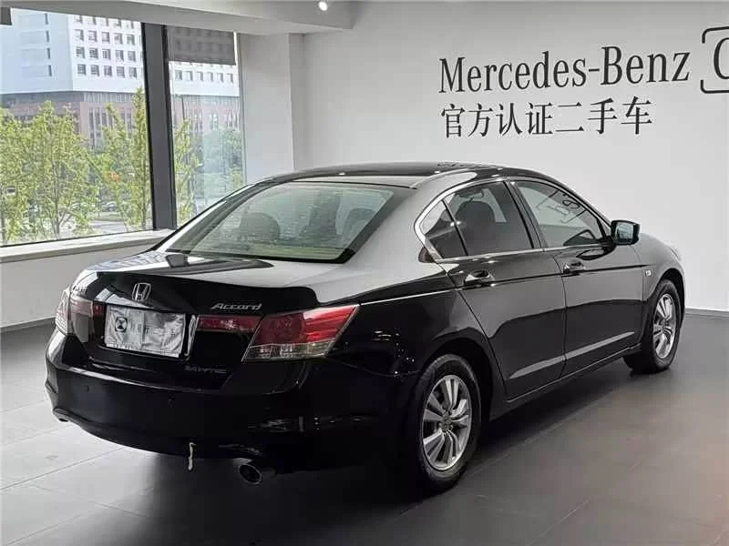 Honda Accord — фото 3