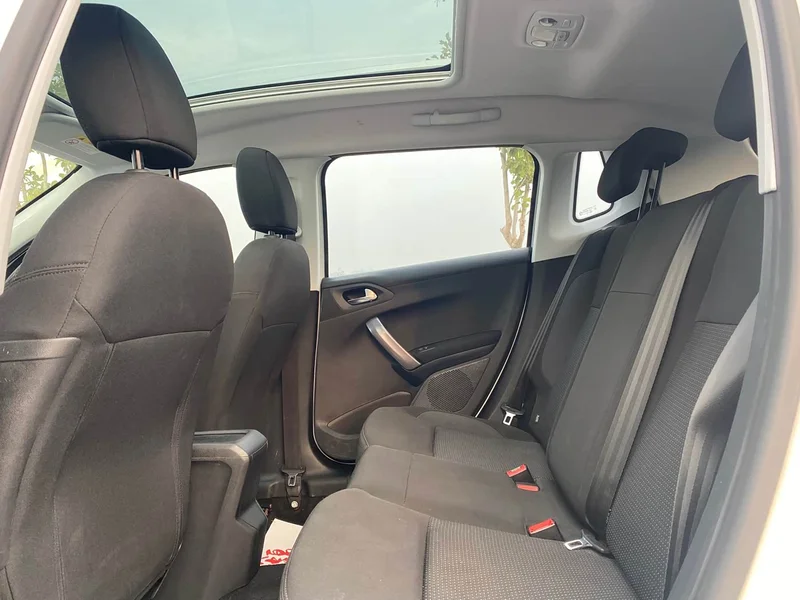 Peugeot 2008 — фото 9