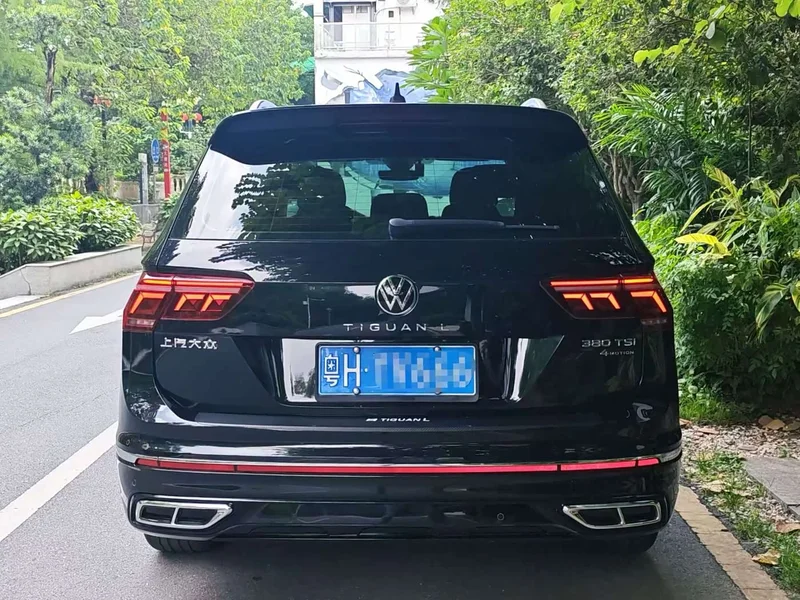 Volkswagen Tiguan L — фото 5