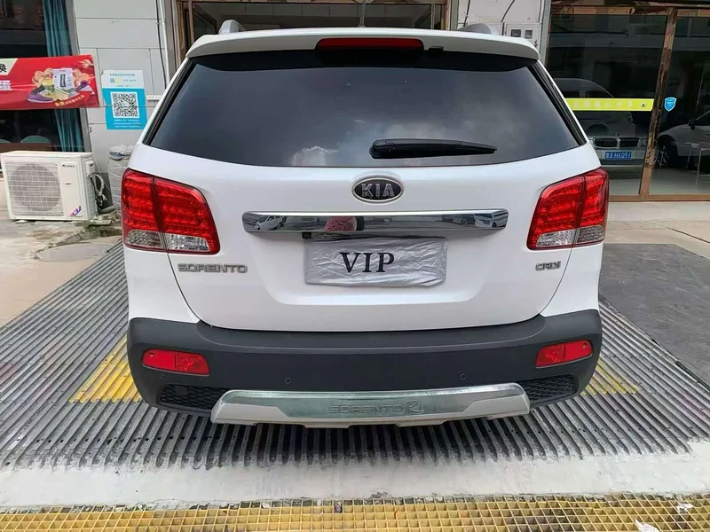 Kia Sorento — фото 7