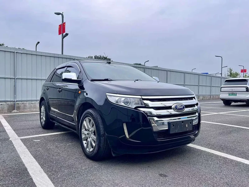 Ford Edge — фото 3