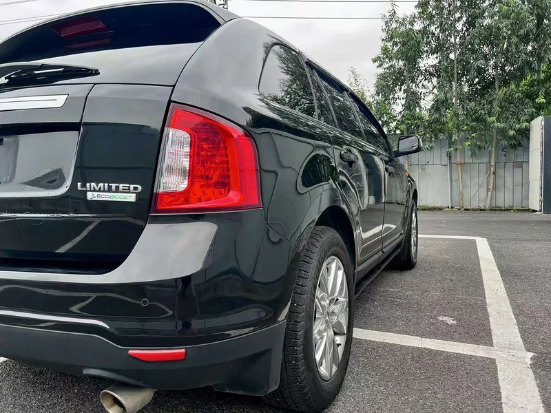 Ford Edge — фото 8