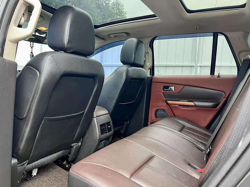 Ford Edge — фото 10