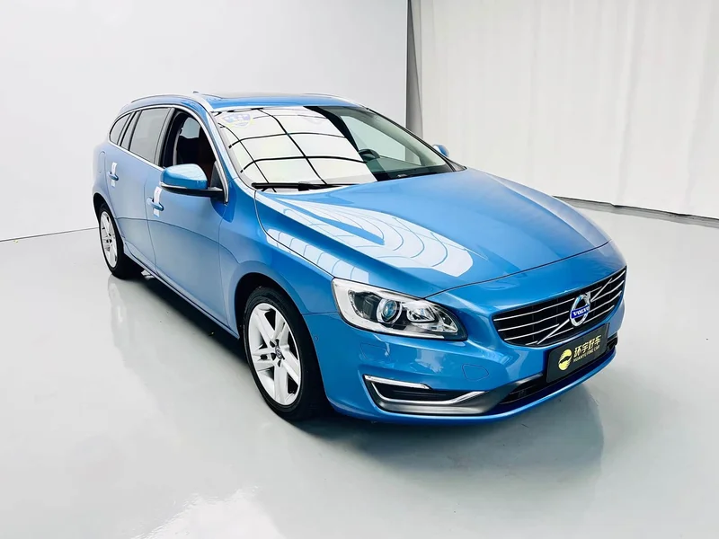 Volvo V60 — фото 3