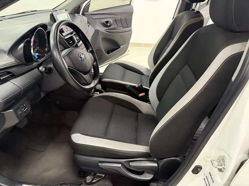 Toyota Yaris L — фото 16