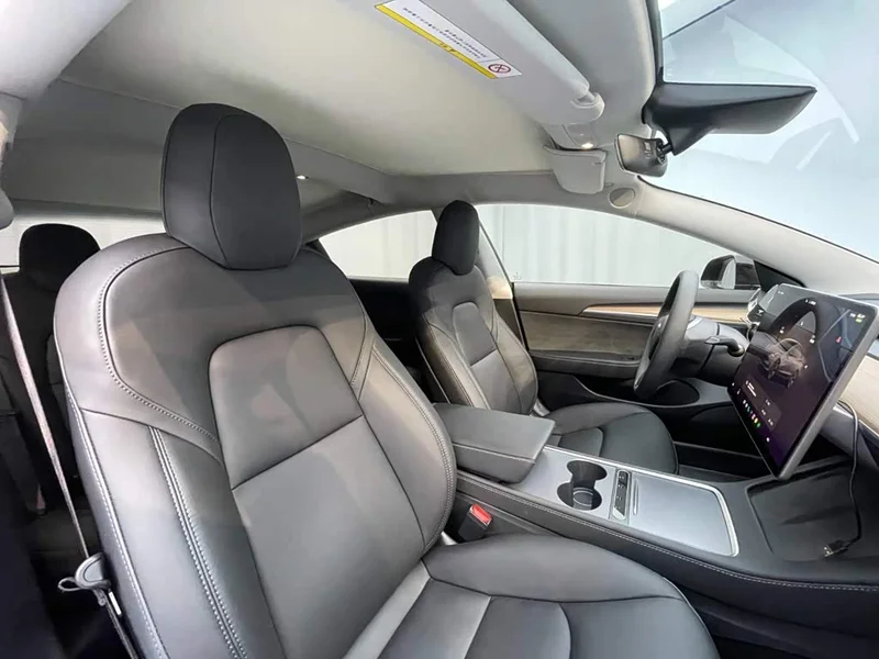 Tesla Model 3 — фото 12