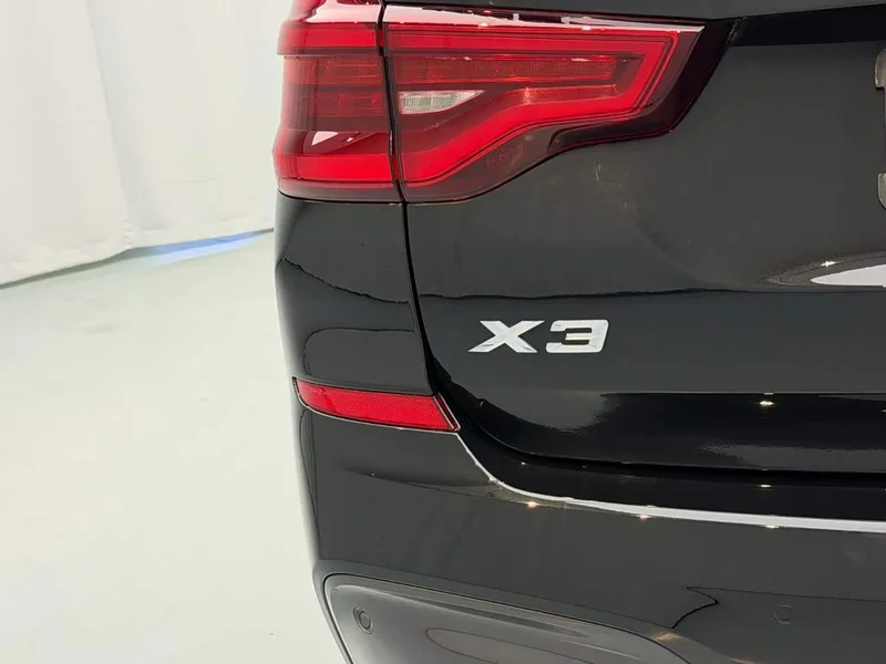 BMW X3 — фото 10