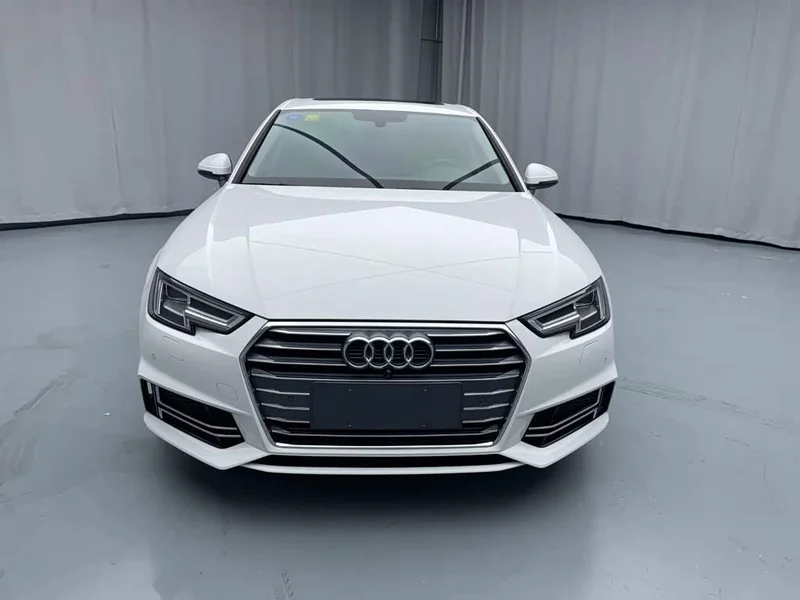Audi A4L — фото 2
