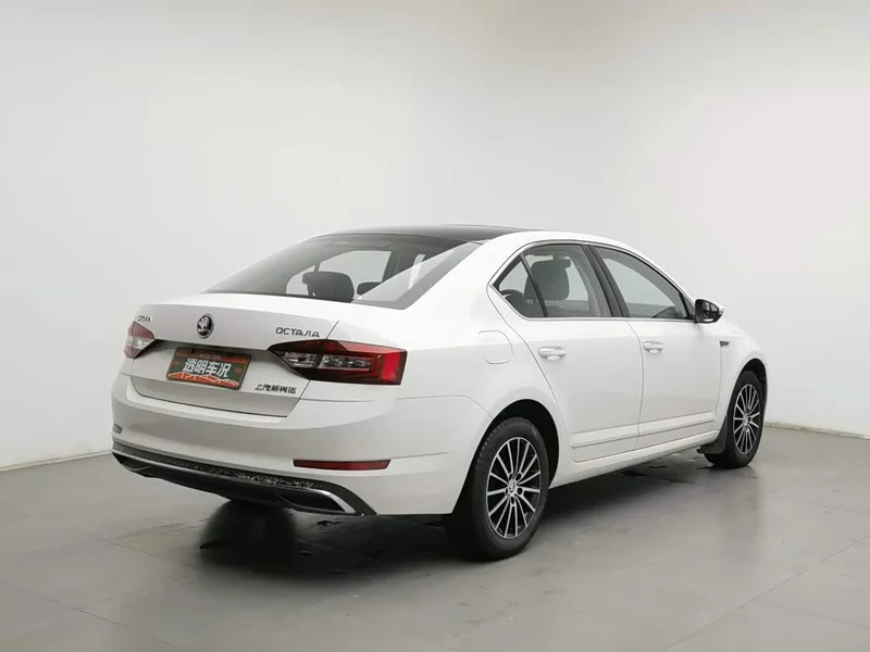 Volkswagen Octavia — фото 2
