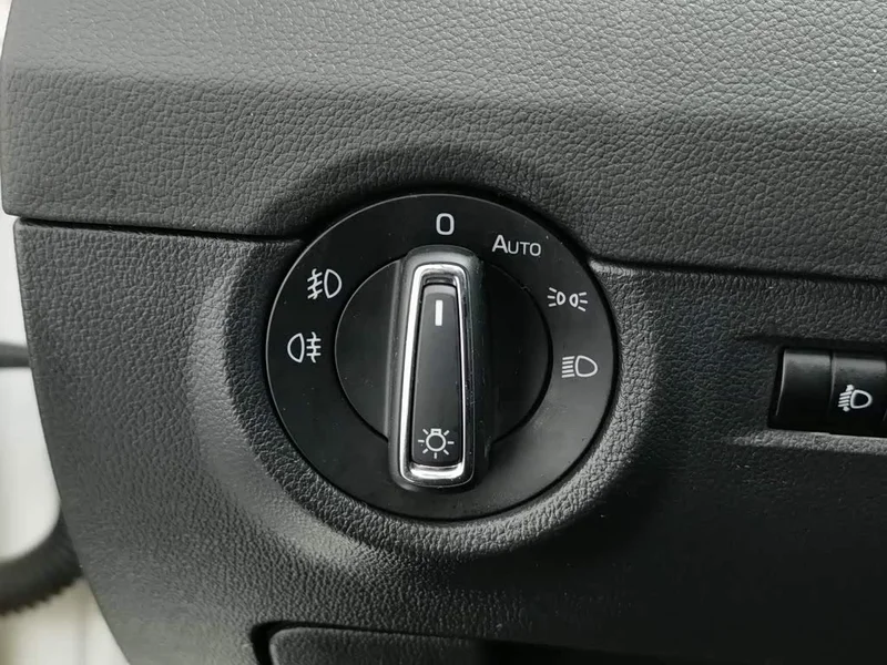 Volkswagen Octavia — фото 21