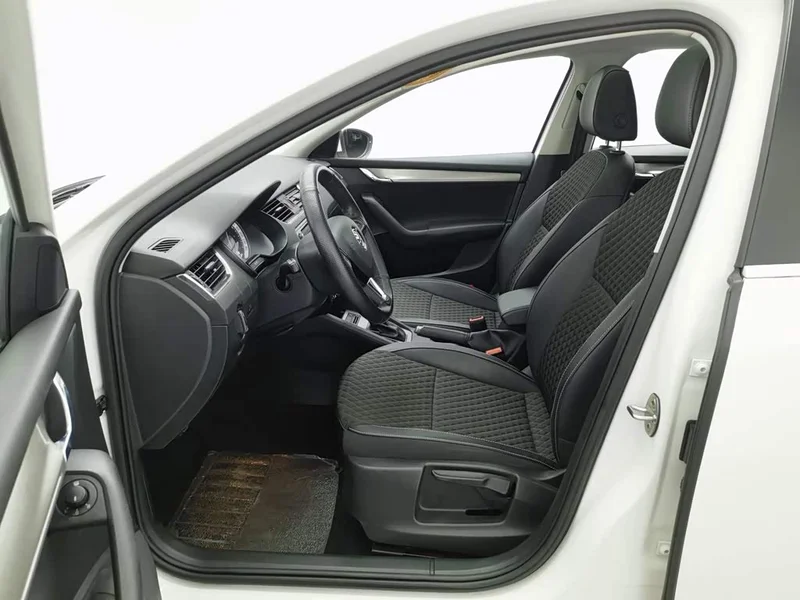 Volkswagen Octavia — фото 10