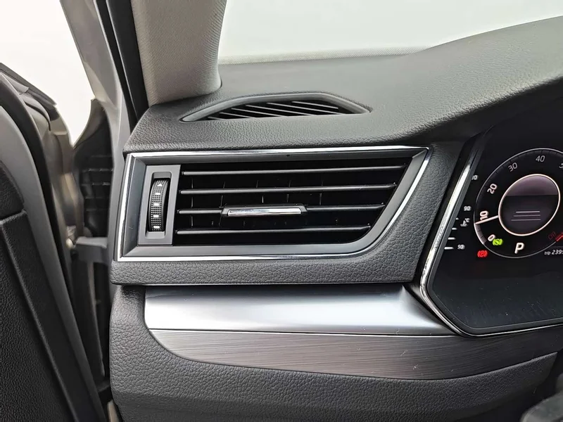 Skoda Superb — фото 12