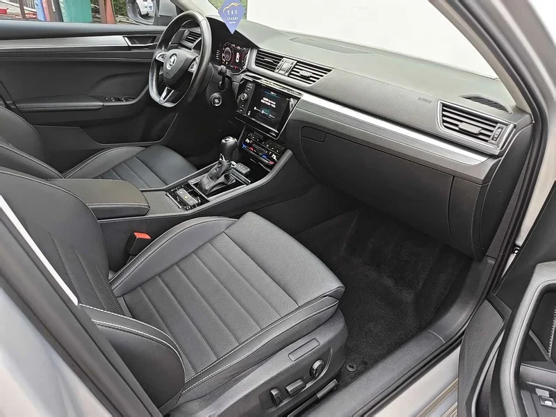 Skoda Superb — фото 7