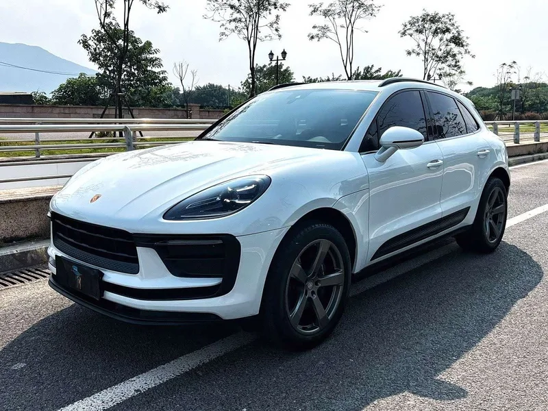 Porsche Macan — фото 1