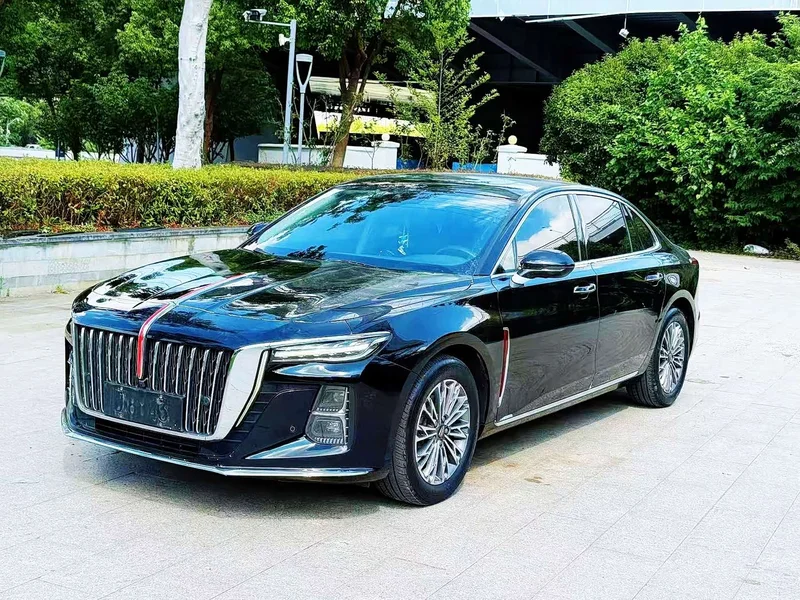 Hongqi H5 — фото 1