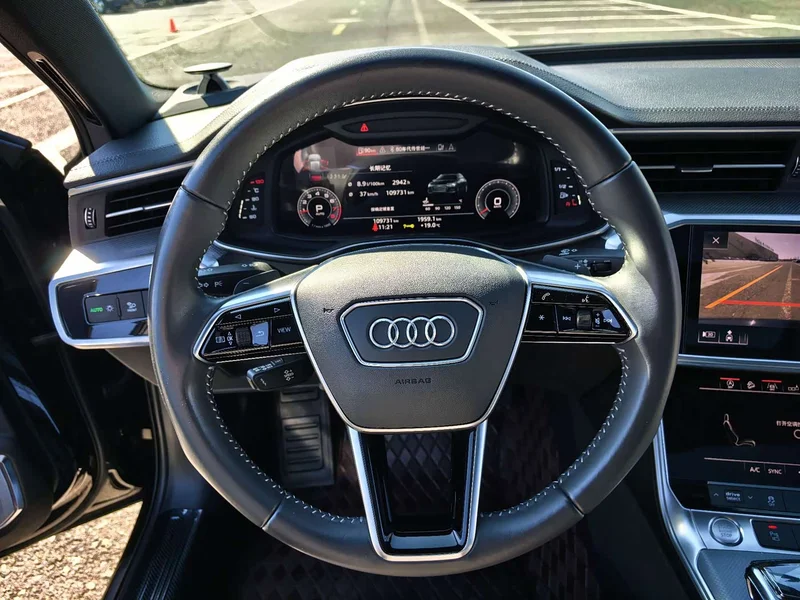 Audi A6L — фото 15