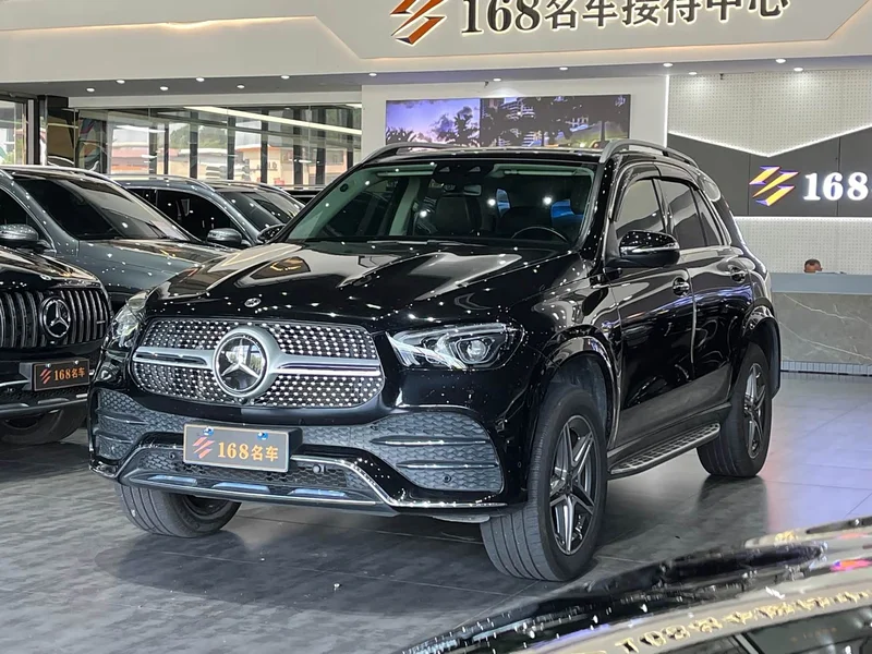 Mercedes-Benz GLE — фото 1