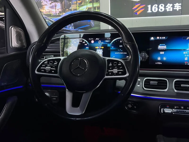 Mercedes-Benz GLE — фото 13