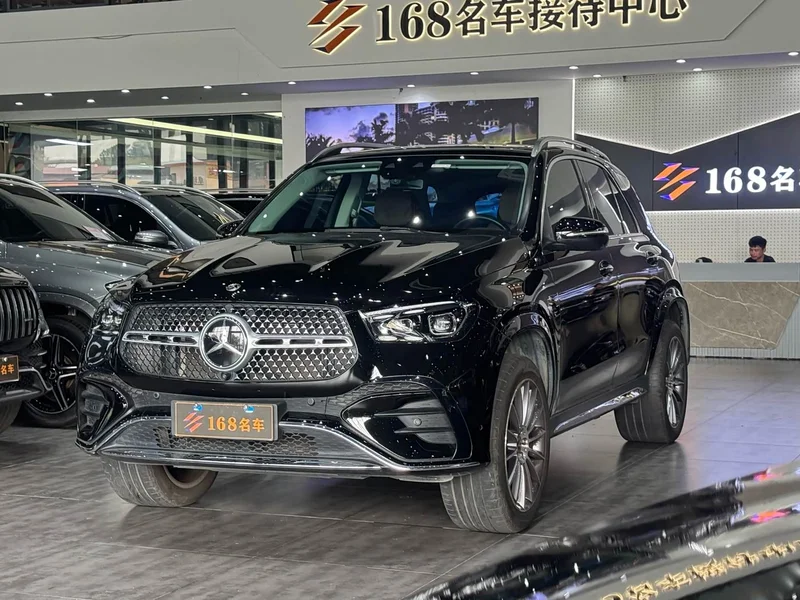Mercedes-Benz GLE — фото 1