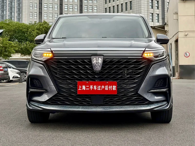 Roewe iMAX8 — фото 1