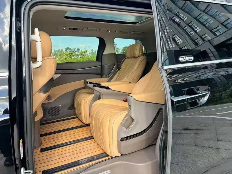 Denza D9 — фото 6