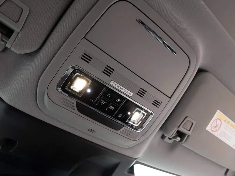 Jeep Renegade — фото 10